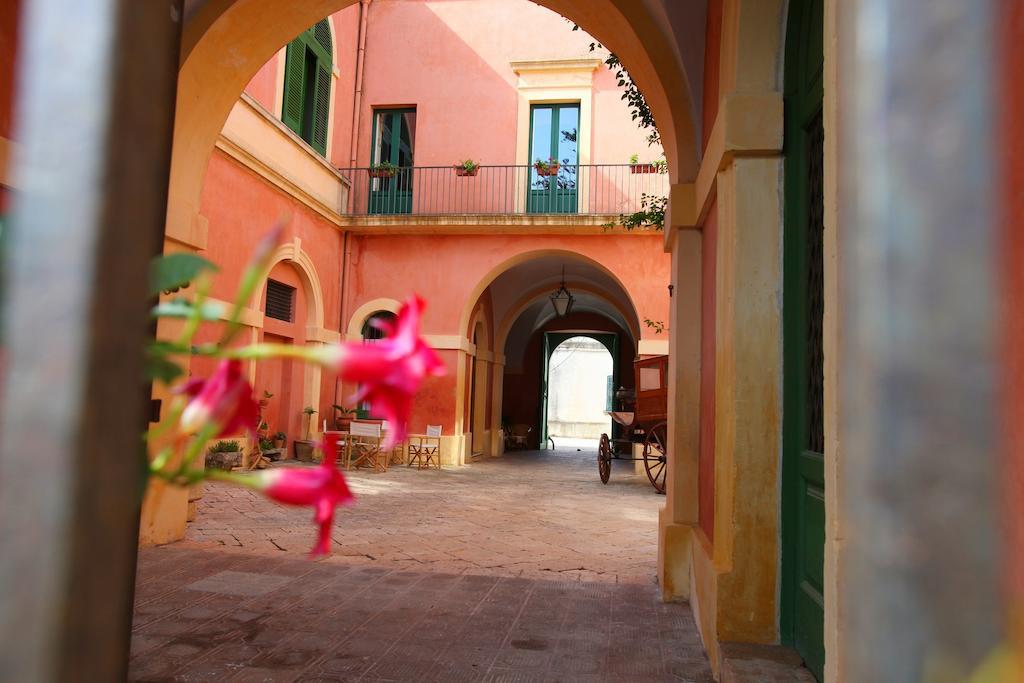 Bed and Breakfast Palazzo Laura Morciano di Leuca Exterior foto